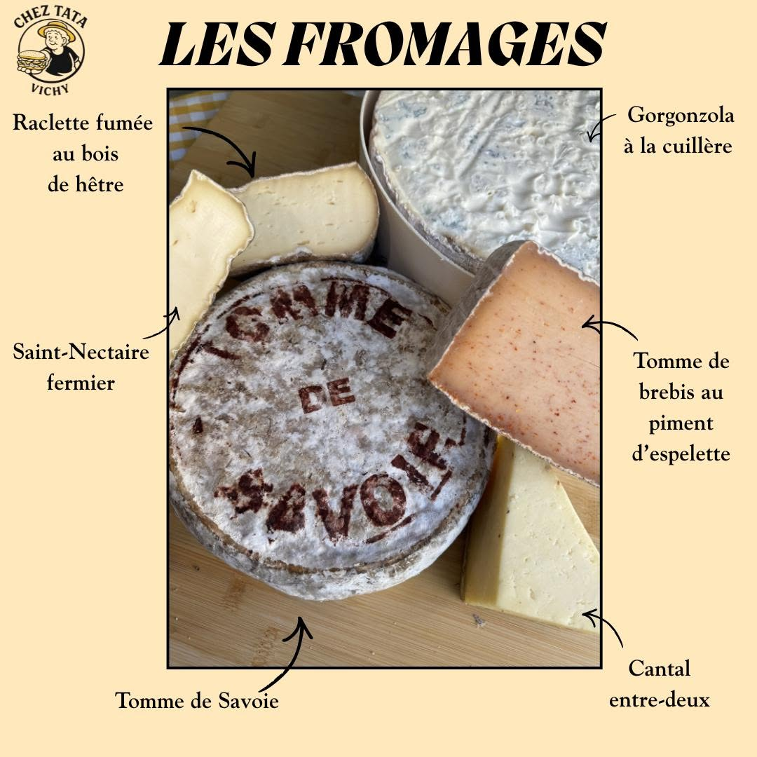 Plateau de fromages chez Chez Tata Vichy : raclette fumée, tomme de Savoie, gorgonzola et plus